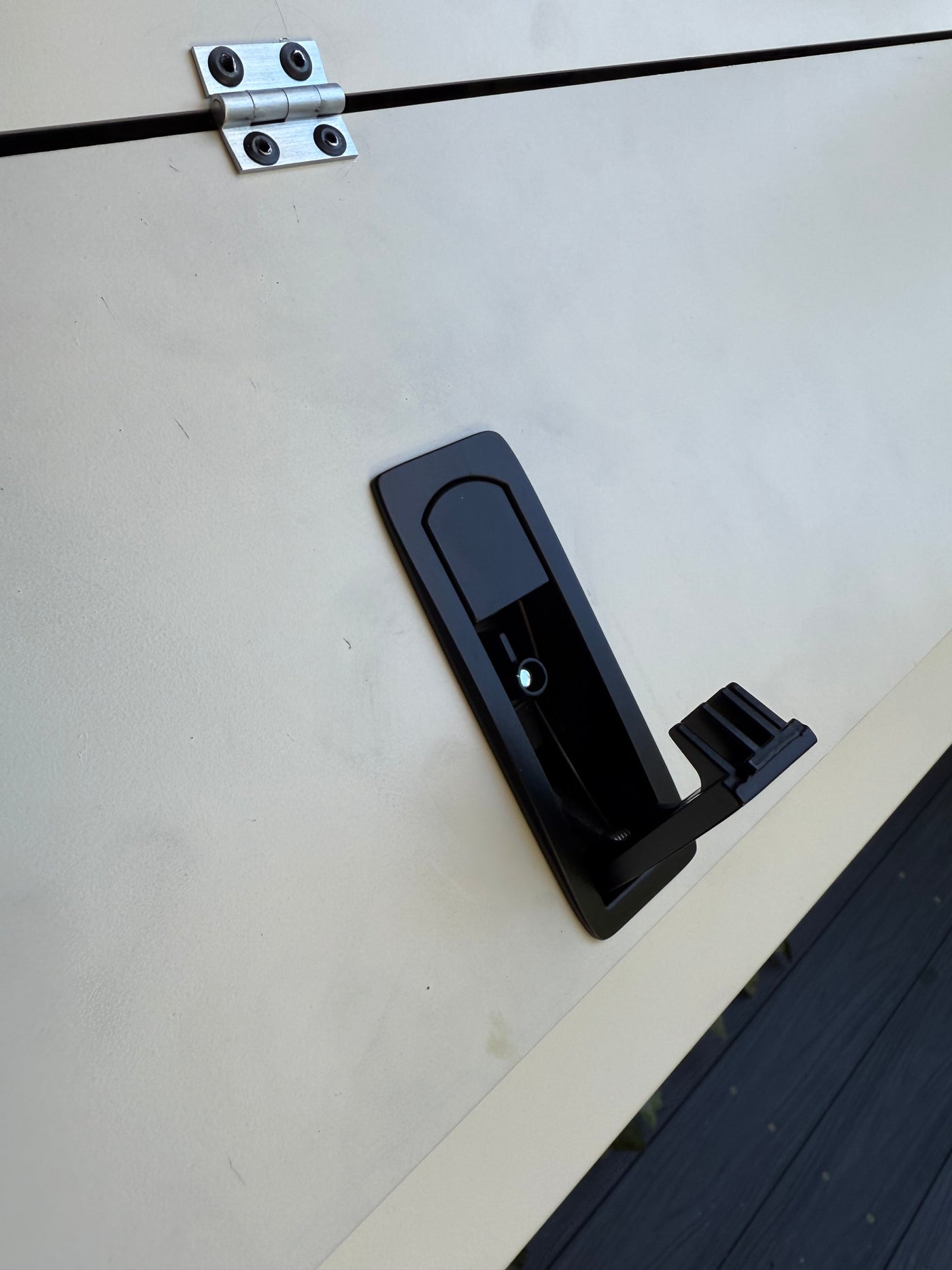 Kit #1 Push Latch Installation Hardware Pack